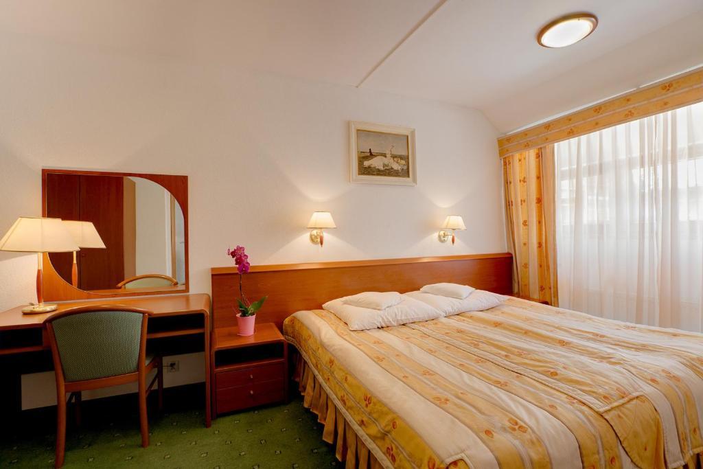 Hotel Zajazd Piastowski Kazimierz Dolny Camera foto